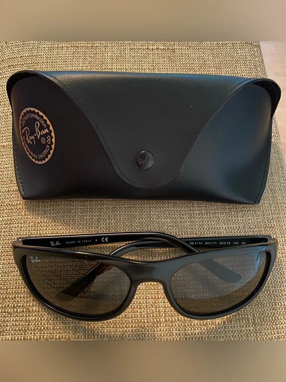 Sporty Sleek Ray-Ban RB4114 Predator Black Wrap Sunglasses Case And Cloth